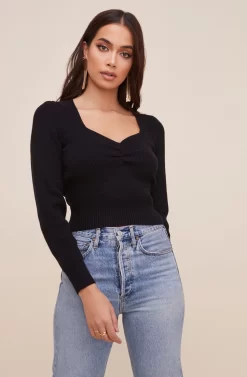 Long Sleeve Sweetheart Neck Cropped Sweater -ASTR the Label Store AT15644 003 BLACK 3 scaled