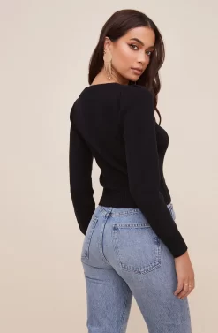 Long Sleeve Sweetheart Neck Cropped Sweater -ASTR the Label Store AT15644 003 BLACK 6 scaled