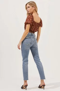 Ruffle Neck Smocked Bodysuit -ASTR the Label Store AT16189 BROWN MULTI DITSY 4 scaled