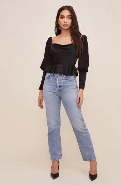 Mutton Sleeve Top -ASTR the Label Store AT16403 BLACK 1 scaled