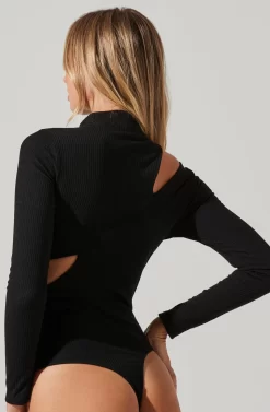 Cutout Mock Neck Bodysuit 21 Cutout Mock Neck Bodysuit -ASTR the Label Store AT16949 BLACK 4 scaled