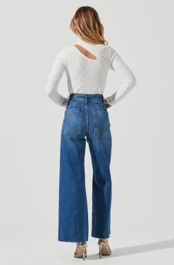 Slit Mock Neck Top -ASTR the Label Store AT16954 IVORY 3 scaled