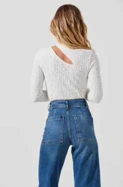 Slit Mock Neck Top -ASTR the Label Store AT16954 IVORY 4 scaled