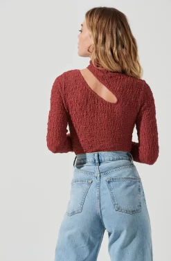 Slit Mock Neck Top -ASTR the Label Store AT16954 RUST 5 scaled