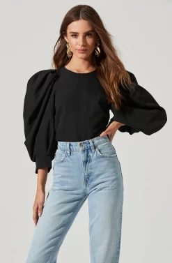 Bubble Half Sleeve Top