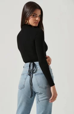 Reseda Cutout Tie Waist Top -ASTR the Label Store AT17029 BLACK 4 scaled
