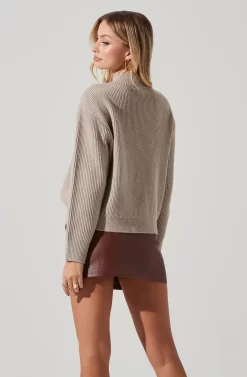 Button Slit Front Sweater -ASTR the Label Store AT17092 TAUPE 5 scaled