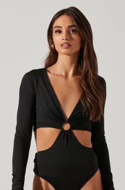Kiara O-Ring Cutout Long Sleeve Bodysuit -ASTR the Label Store AT17321 BLACK 3 scaled