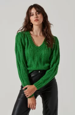 Distressed Cable Knit Sweater -ASTR the Label Store AT17363 KELLYGREEN 3 scaled