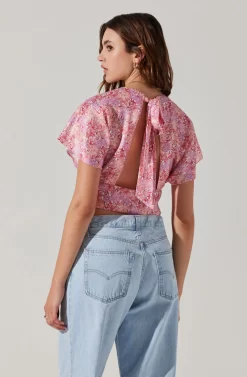 Satin Tie Back Flutter Sleeve Top -ASTR the Label Store AT17720 PINKREDMULTIFL 6 scaled