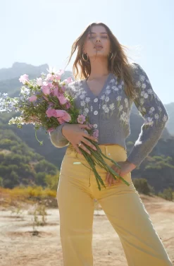 Marissa Floral Sweater -ASTR the Label Store Shoot 0667 scaled